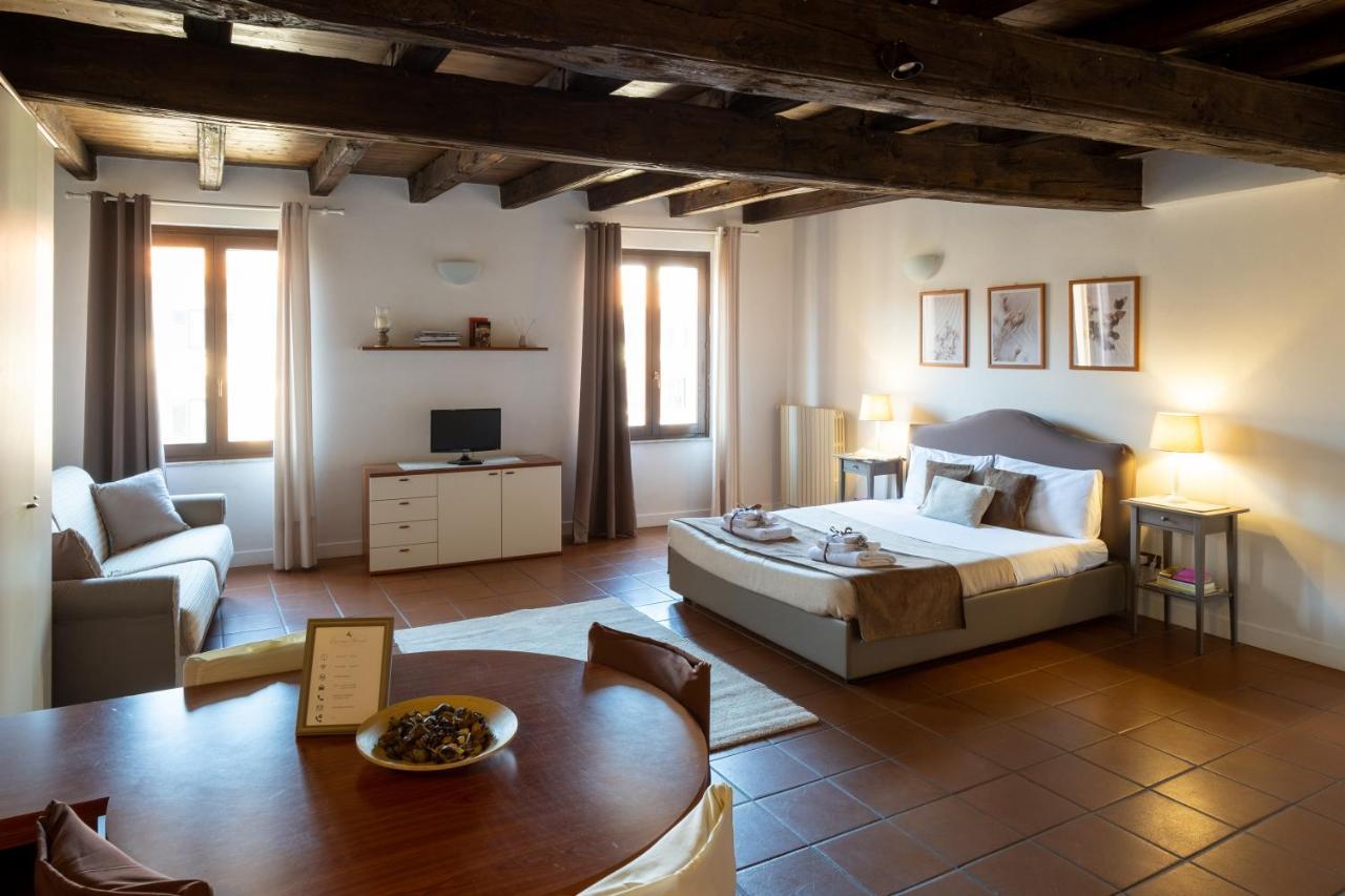 Residence Ferraud Pinerolo Buitenkant foto